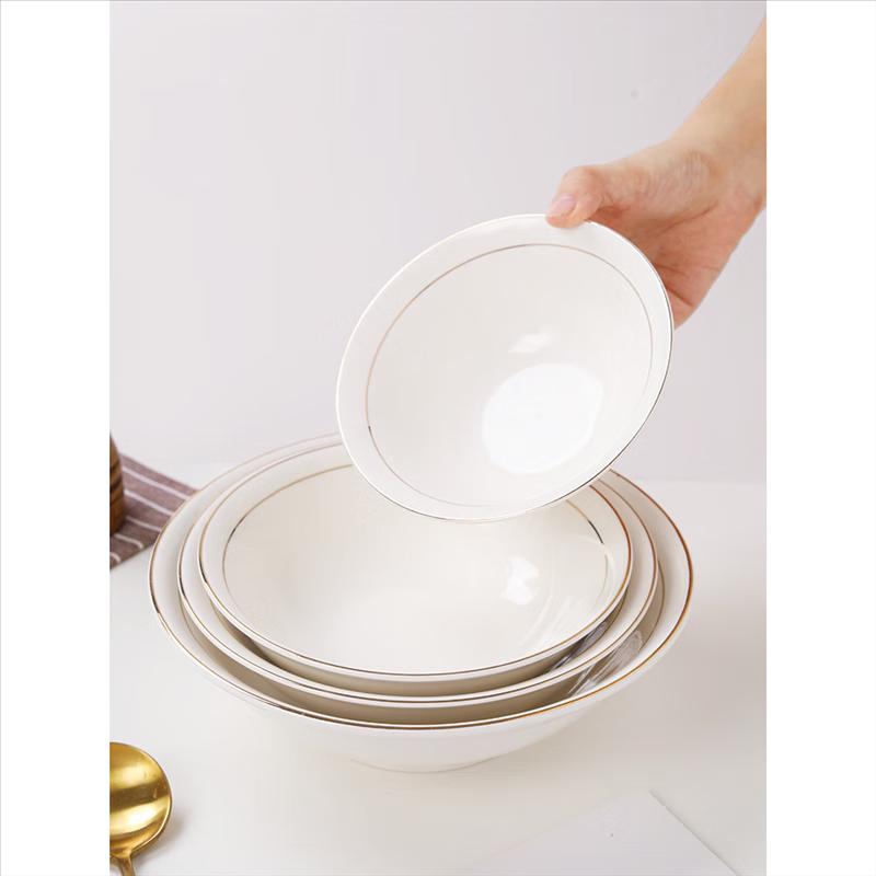 Chinese Style Gold-Rimmed Ceramic Bowl