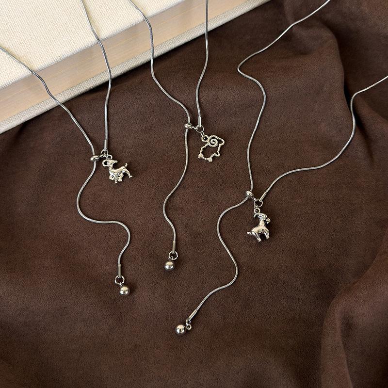 Silver Splicing Pull Asymmetric Sheep Pendant Necklace Long Sweater Chain Anti-Fade Trendy Jewelry for Music Festival Accessory