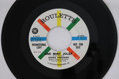 7inch Record SARAH VAUGHAN - One Mint Julep / Mama (He Treats Yo R4413 Roulette 1962 US Jazz Used