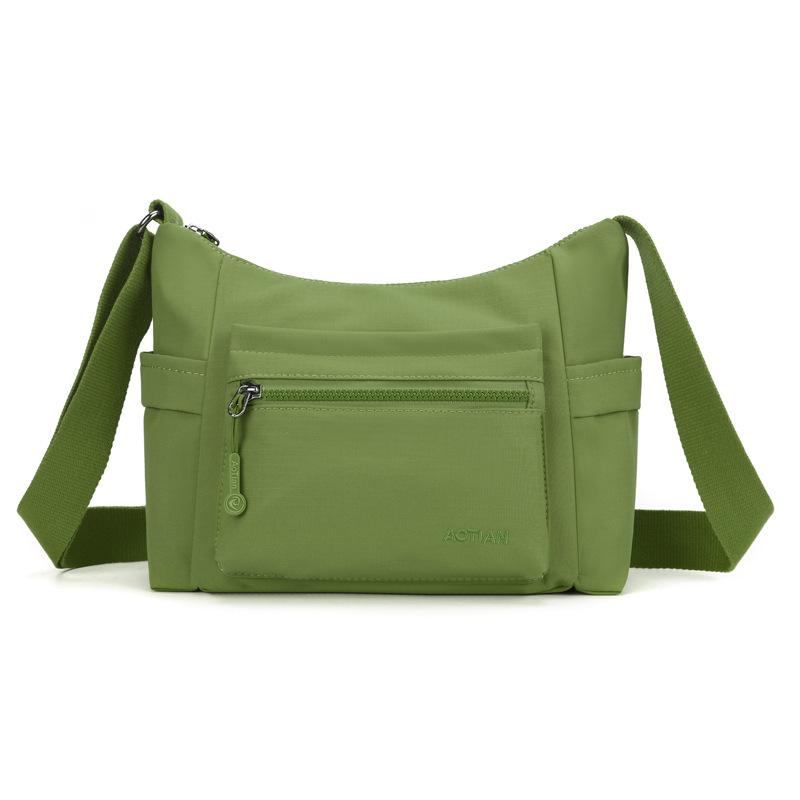 Dámská vícekomorová taška přes rameno Outdoorová crossbody taška