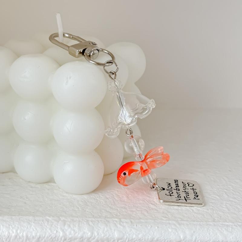 Handmade Beaded Door Charm Resin Keychain Dreamy Goldfish Designs Decorative Accessory
