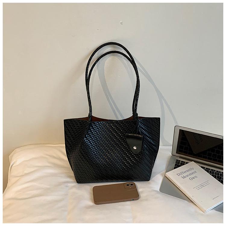 Versatile Woven Texture Women's Tote Bag 2026 - Large Capacity, High-End Casual Handbag