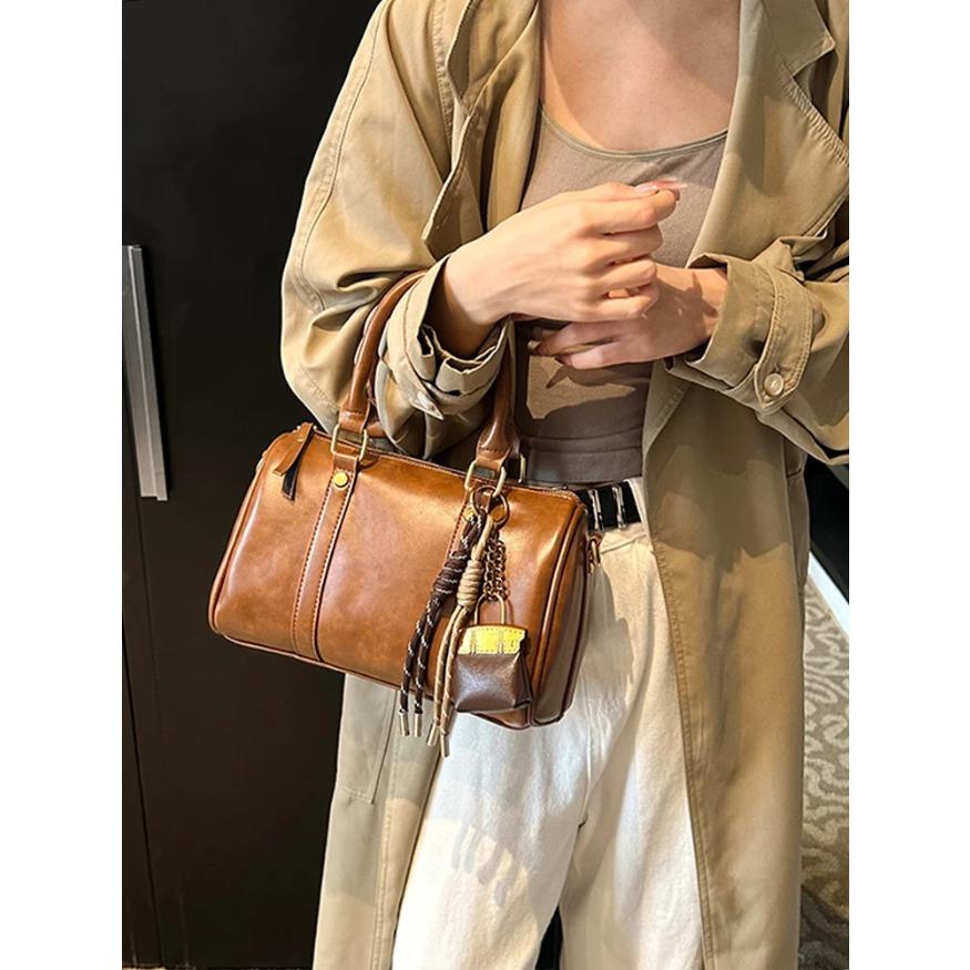 Hochwertige Sense Tote Bowlingtaschen Damen Herbst Winter Mode Umhängetaschen Neue vielseitige PU Leder Umhängetasche