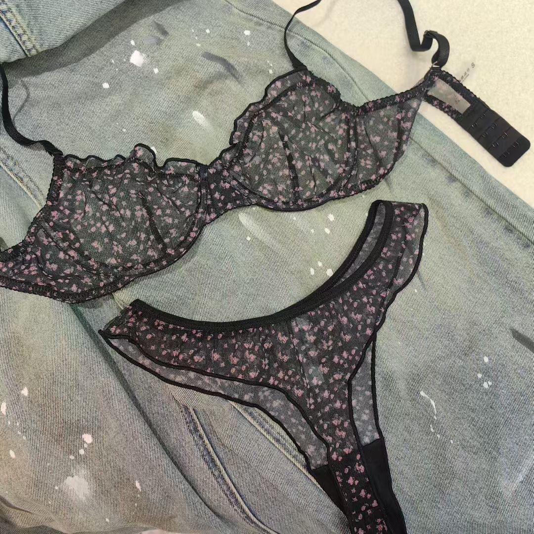 

Модный женский комплект нижнего белья с цветочным принтом, модный сексуальный кружевной бюстгальтер, французское ультратонкое дышащее интимное белье, бралетт, мягкое нижнее белье XL чёрный