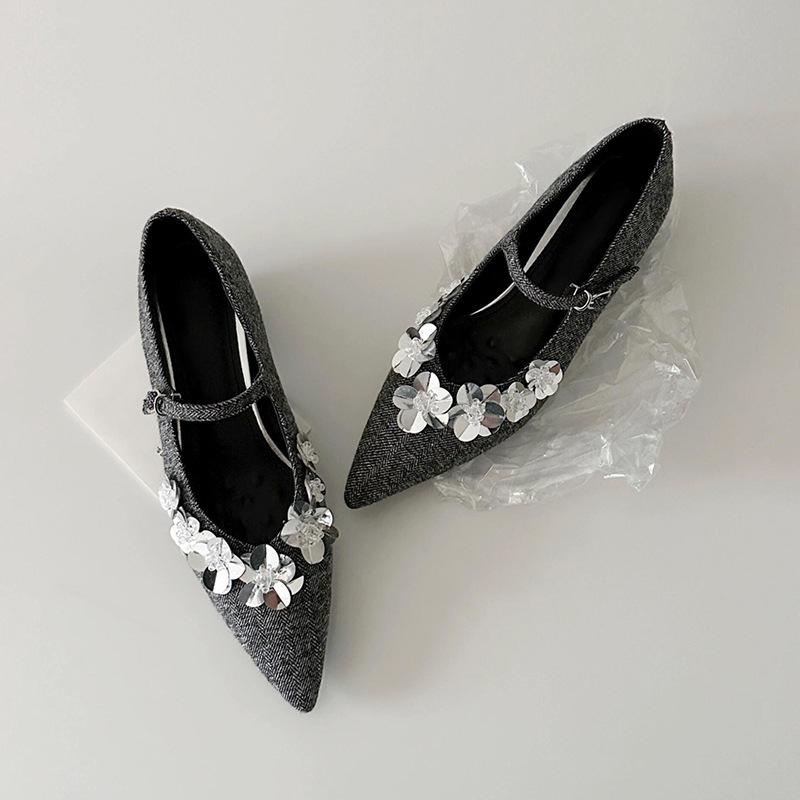 Fashion Sequin Flower Designer Shoes Women Pointed Toe Shallow Footwear Ladies Comfort Fashion Brand Elegant Mary Jane Shoes Women