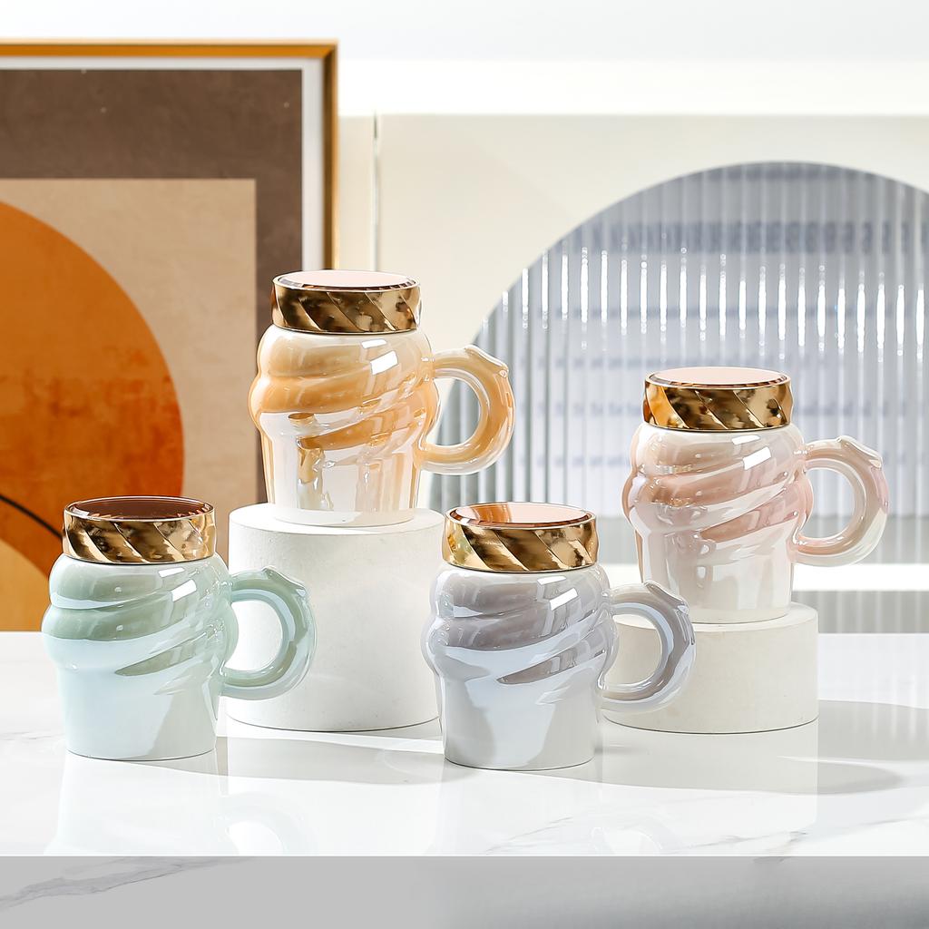 Creative Ice Cream Ceramic Cup Cone Mug with Lid High Value Water Cup Household Cup Event Gift