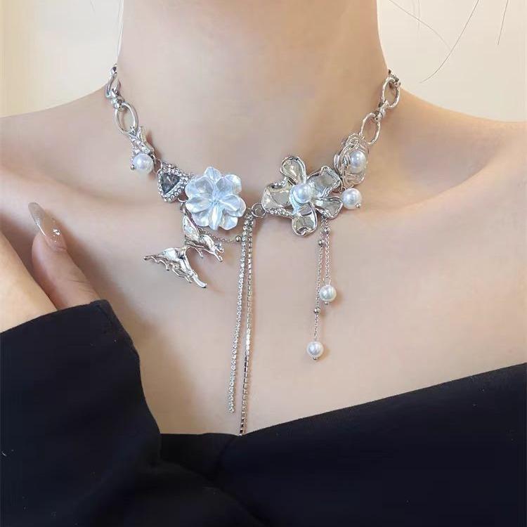 Pearl tassel flower necklace new popular temperament collarbone chain female choker neck chain accessories