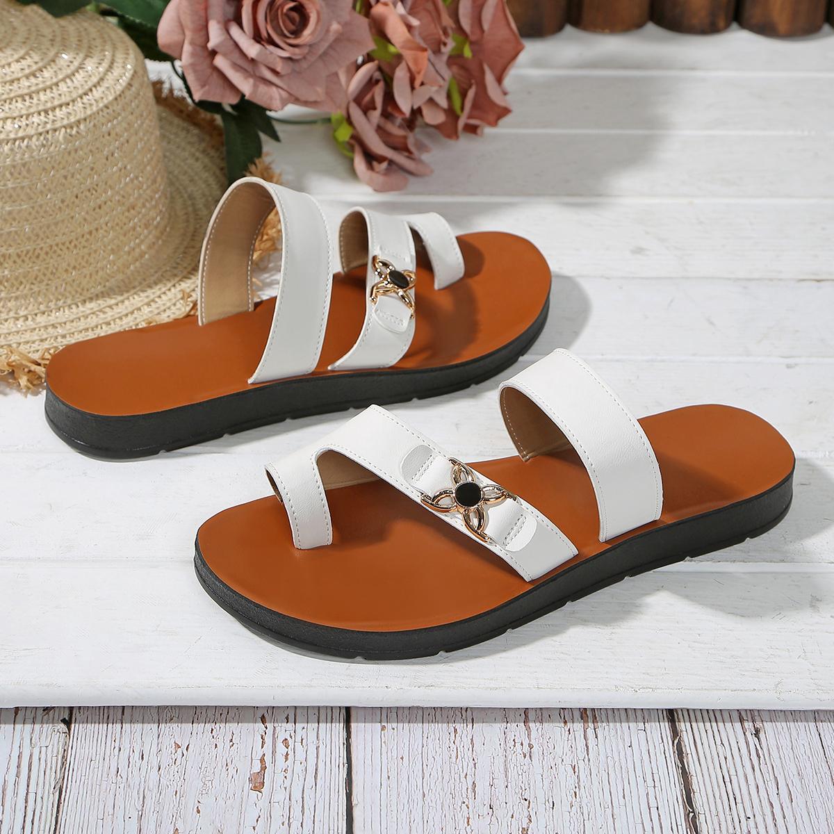 

Fashion Clip Toe Flat Slippers for Women Summer New Beach Metal Sandals for Women Fashion Soft Bottom Non-slip Women s Shoes Flip Flops 42 белый