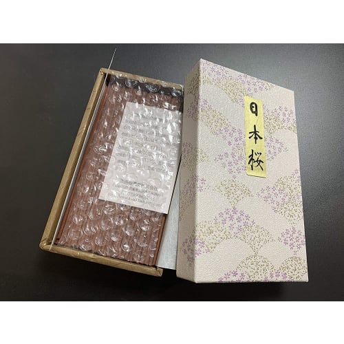 Awaji Baikundou Premium Sandalwood Incense, Japanese Cherry Blossom (Tea) - Perfect for Gifts, Home Use, and Everyday Use. Made In Japan. #608.