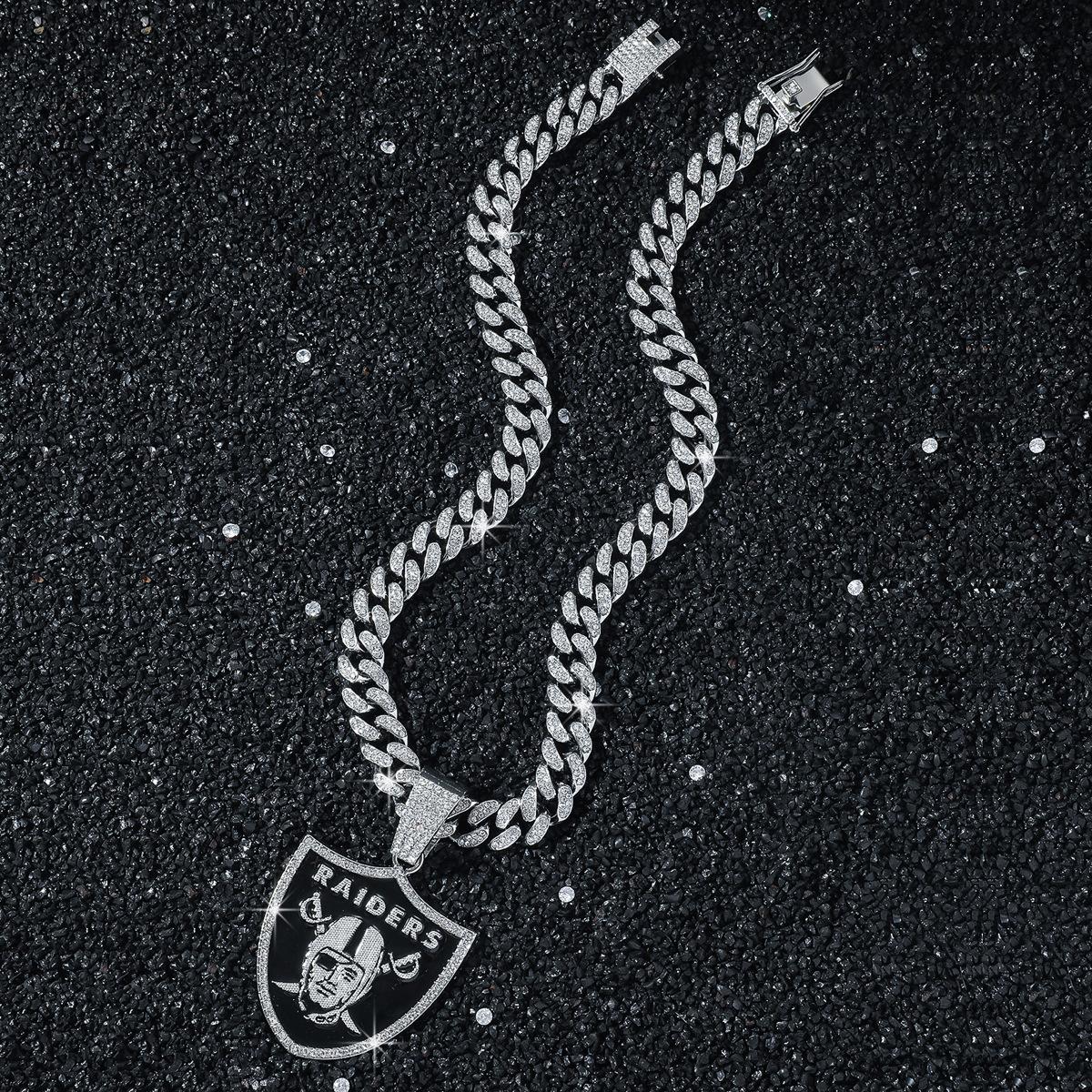 

Цепочка с кубинской цепочкой в виде пиратского щита с бриллиантами, мужское ожерелье в стиле хип-хоп с европейской и американской индивидуальностью