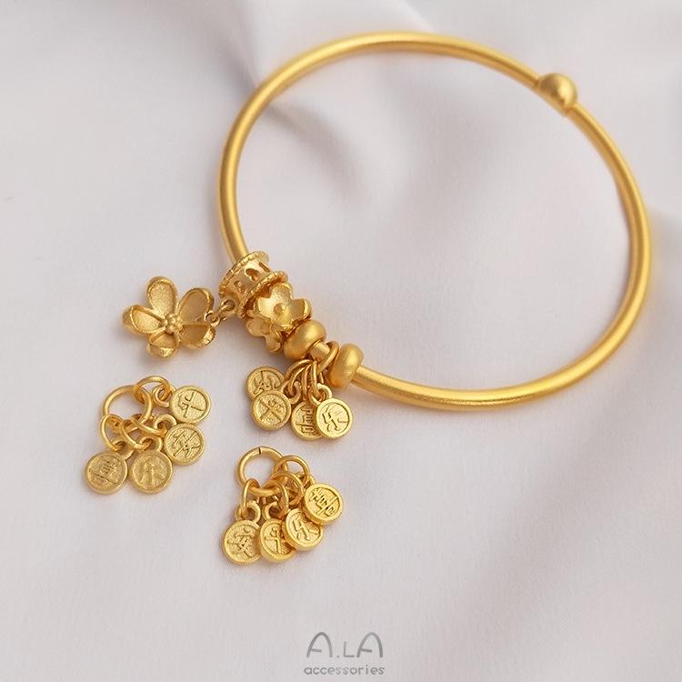 Vietnamesischer Sandgold Frieden und Freude Anhänger: Langlebiger DIY Armbandanhänger, handgefertigt und zerlegbar.