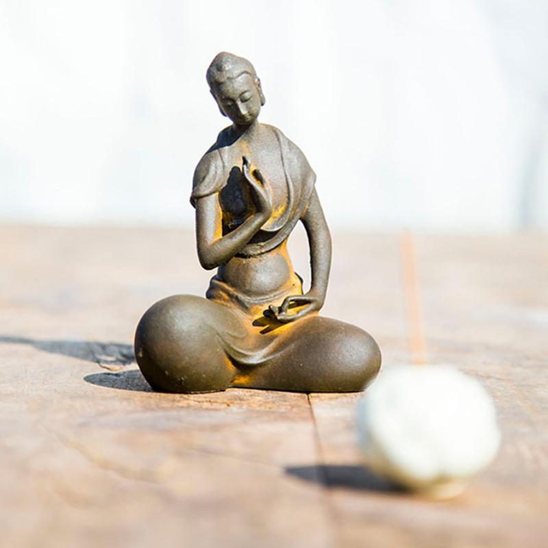 Japanese Iron Zazen Buddha Cast Iron Monk Figurine Minimalist Buddha Statues For Home Decor Mini Meditation Tabletop Home Decor