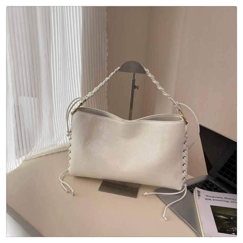 Retro Bag Women's Large-capacity New Autumn and Winter Versatile Niche Shoulder Underarm Bag Woven Commuter Bag