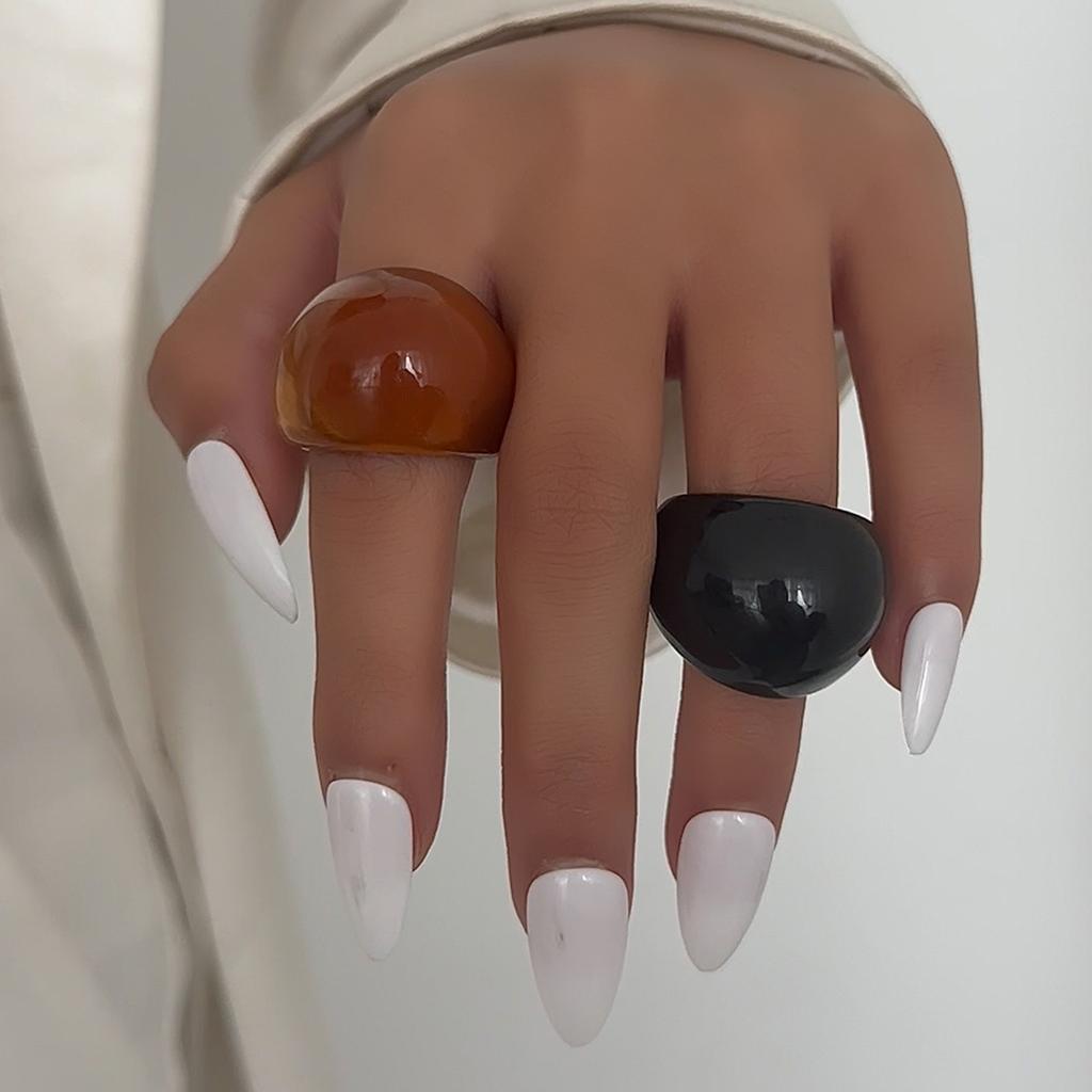 Ingemark 4 Colors Vintage Simple Irregular Resin Rings for Women Minimalist Smooth Geometric Rings New Year Party Jewelry Gift