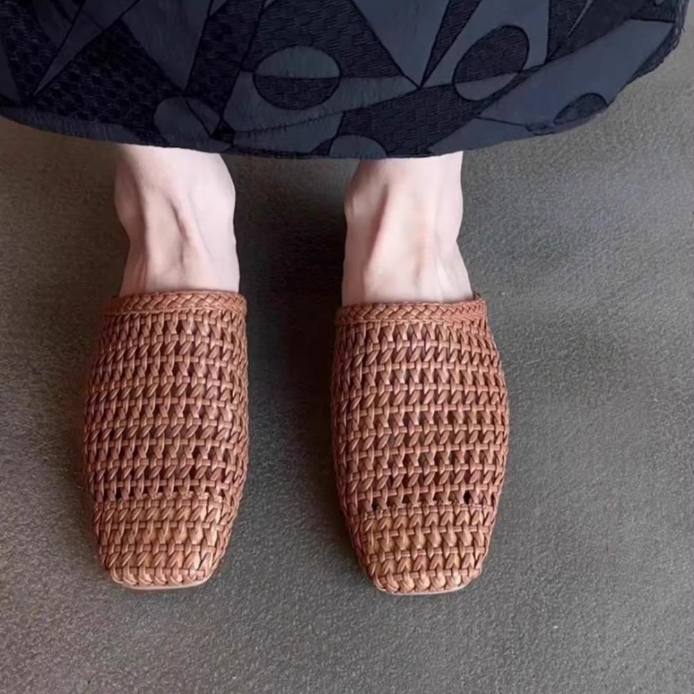 Ladies Slippers Flat Bottom Outside Woven Hollow Bag Head Half Slippers Women's Summer Flat Bottom Square Head Fashion Sandals