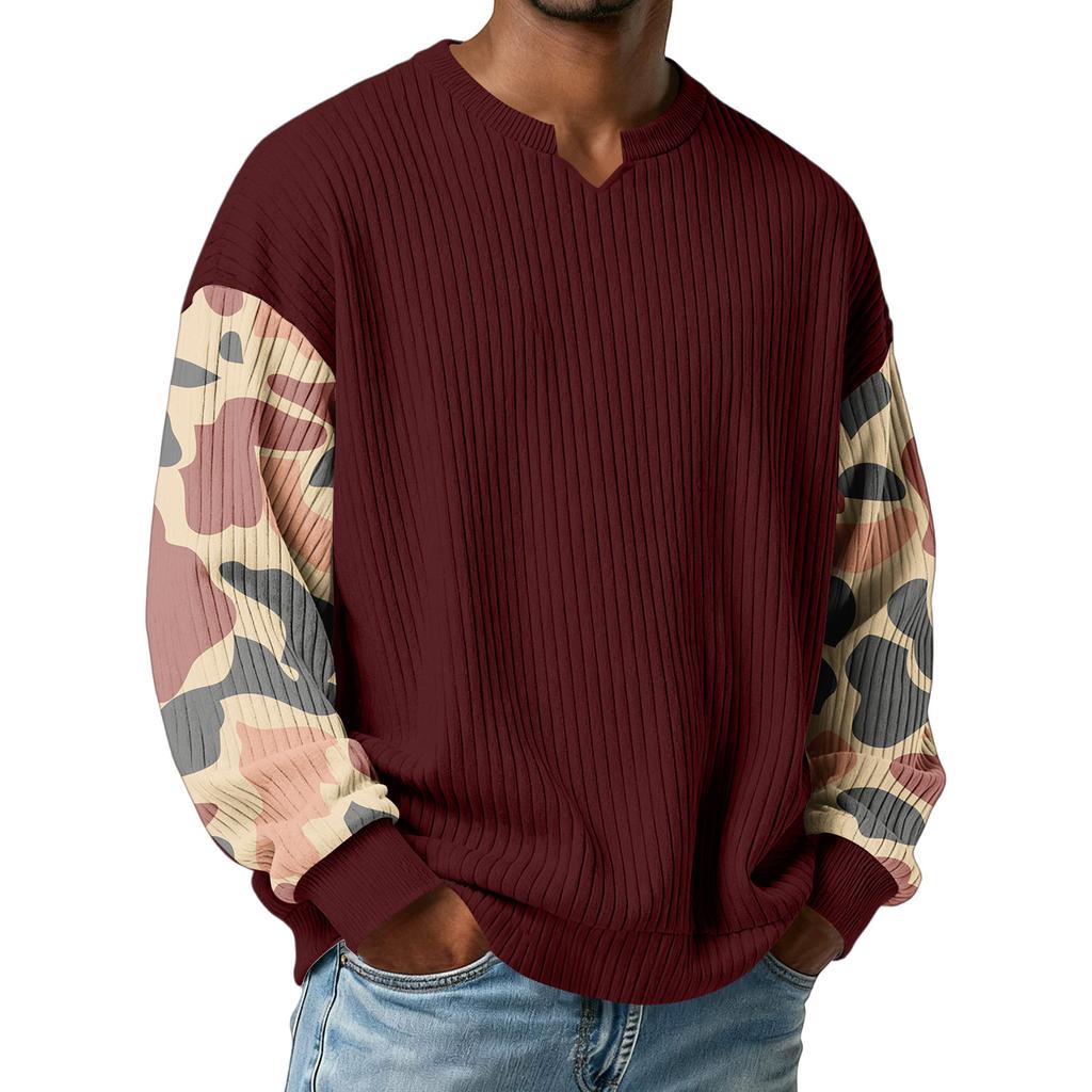 Herrtröja med snygg, ribbad och texturerad långärmad kamouflagemönster