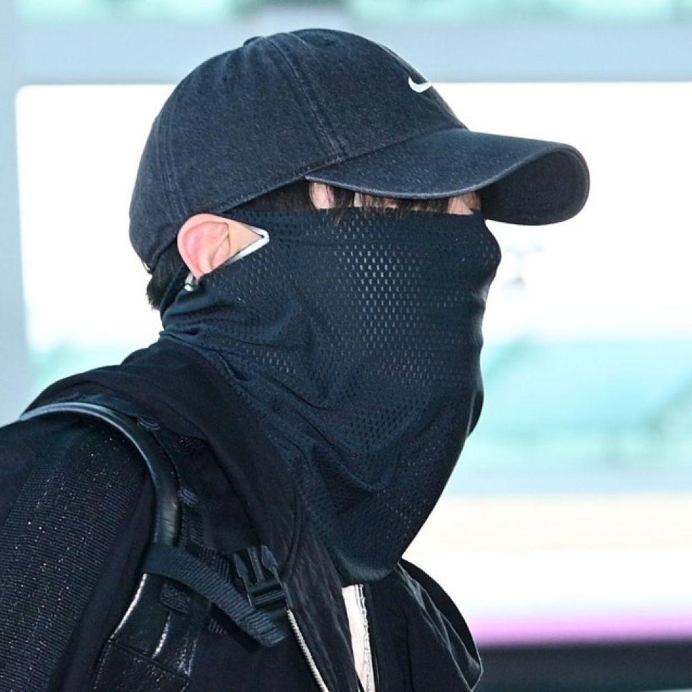 BTS Jungkook Worn M1 UV Face Cover Mask Golf Running Sun Shield
