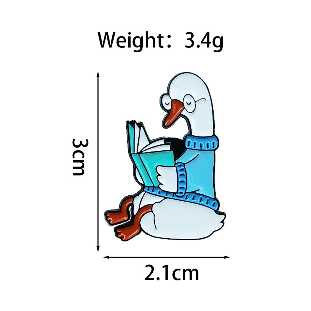Adorable Duck Reading Book Brooch - Children s Lapel Pin Badge, Versatile Cartoon Alloy Design