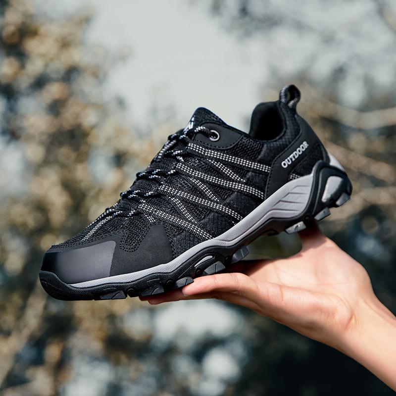 Outdoor hiking shoes men's spring and summer new breathable outdoor hiking sports shoes non-slip and wear-resistant creek shoes men and women