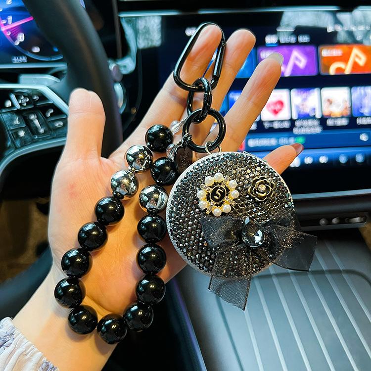 Diamond-encrusted Xiaoxiangfeng folding mirror keychain creative bead string portable car key chain makeup mirror bag pendant