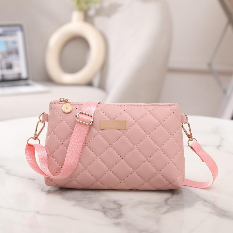 Women's bag, new embroidered iron sheet shoulder small square bag, rhombus casual messenger mobile phone bag, one piece.