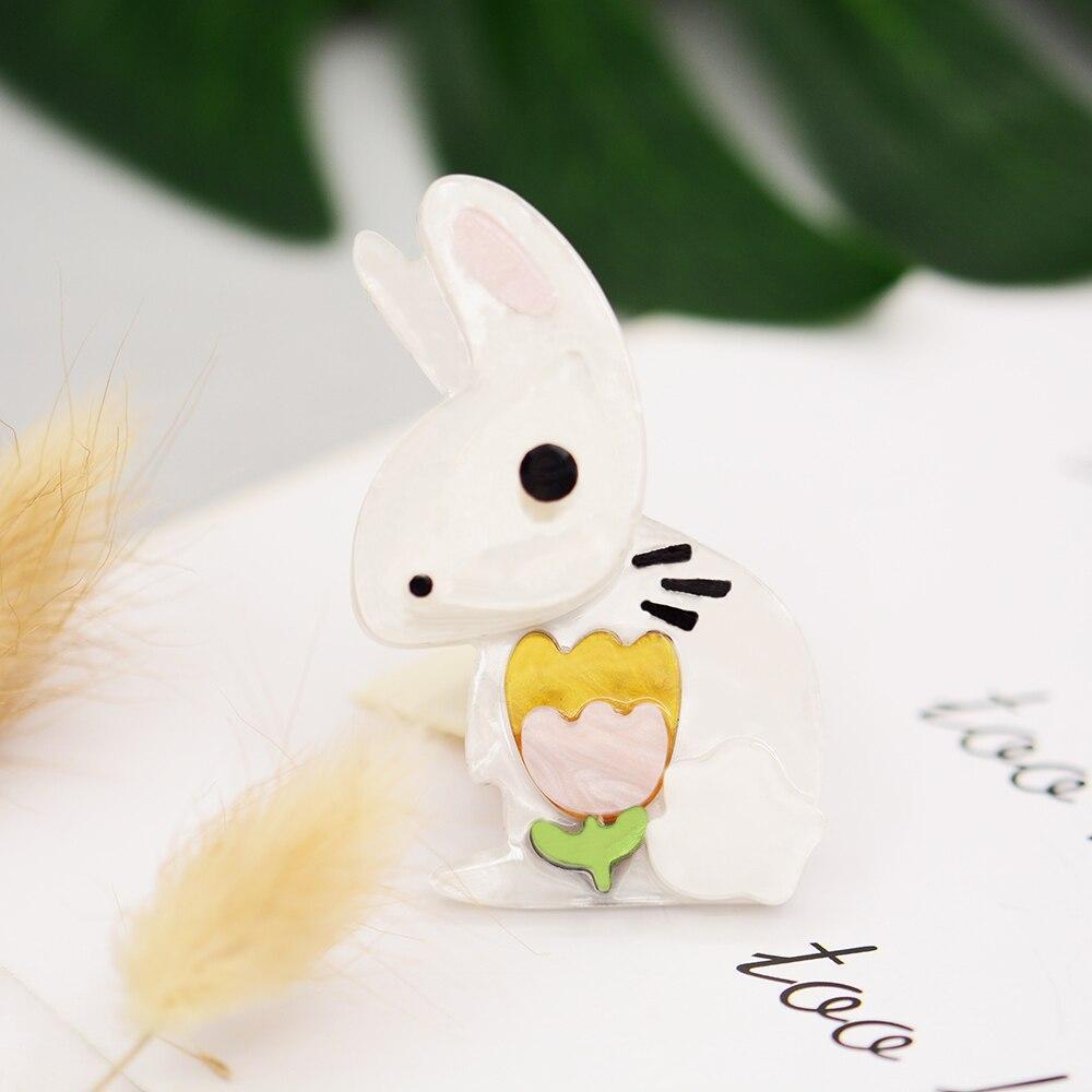 Spezielle Acryl Tier Cartoon Brosche Anime Kaninchen Form für Frauen Kinder Kleid Hut Hijab Pin