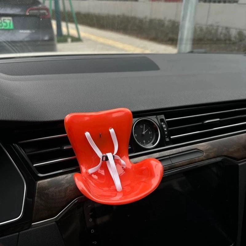 Siège de poupée 15-17cm Siège auto Labubu Siège de sécurité Mignon Poupée Sortie d'air Décoration d'aromathérapie Décoration d'intérieur de voiture haut de gamme
