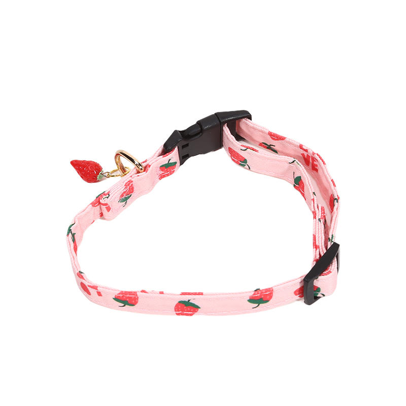 Fruit Pattern Pet Dog Collar Cute Strawberries Print Dog Collar Soft Comfortable Dog Necklace Daily Walk Adjustable Cat Collar