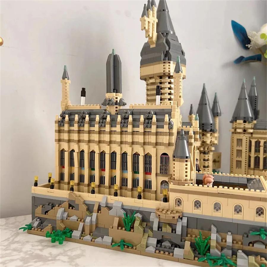 Non-Toxic Creative Medieval Magic Movie Castle School Moc Micro Bricks Architecture Palace Model Birthday Christmas Halloween Gifts