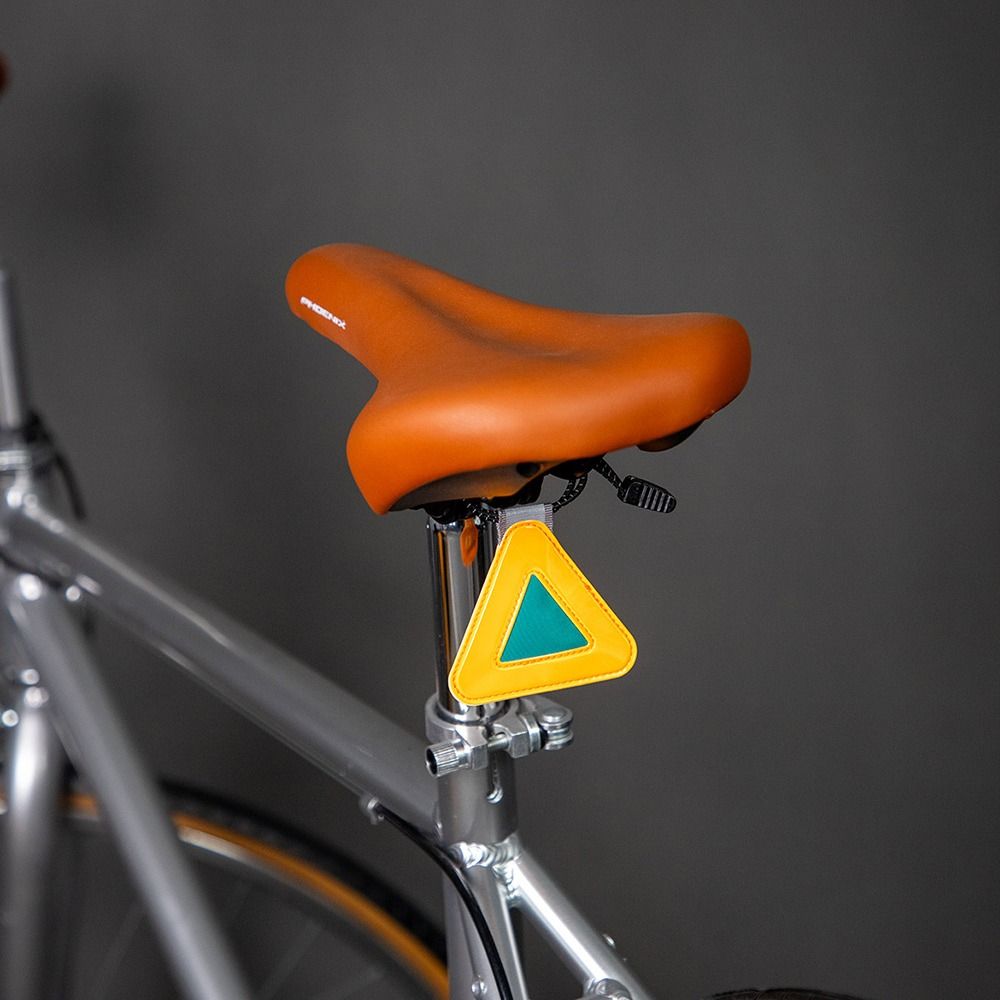 1Pcs Safety Warning Reflective Triangle Sign with Spring Hook Hanging Tag  Night Cycling Riding