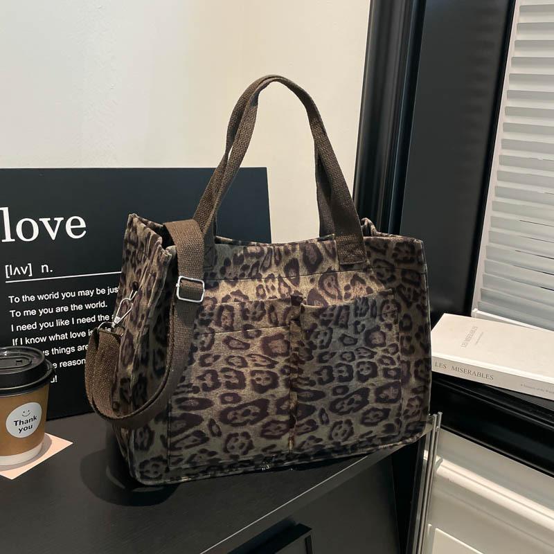 Large Capacity Casual Tote Bags Leopard Print Handbag Women's Crossbody Shoulder Bag Suitable for Daily Use And Outings Travel