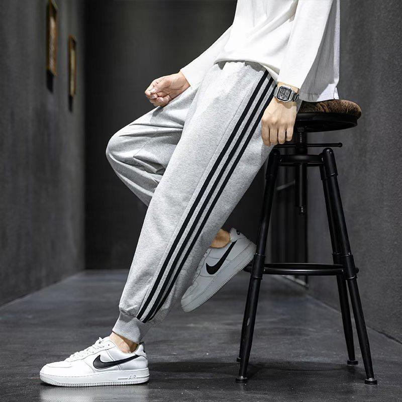 Men's Casual Three-Stripe Sportswear Set: Lightweight Spring/Autumn Jacket, Outdoor Running Hoodie, and Sweatpants Two-Piece Set. 5XL