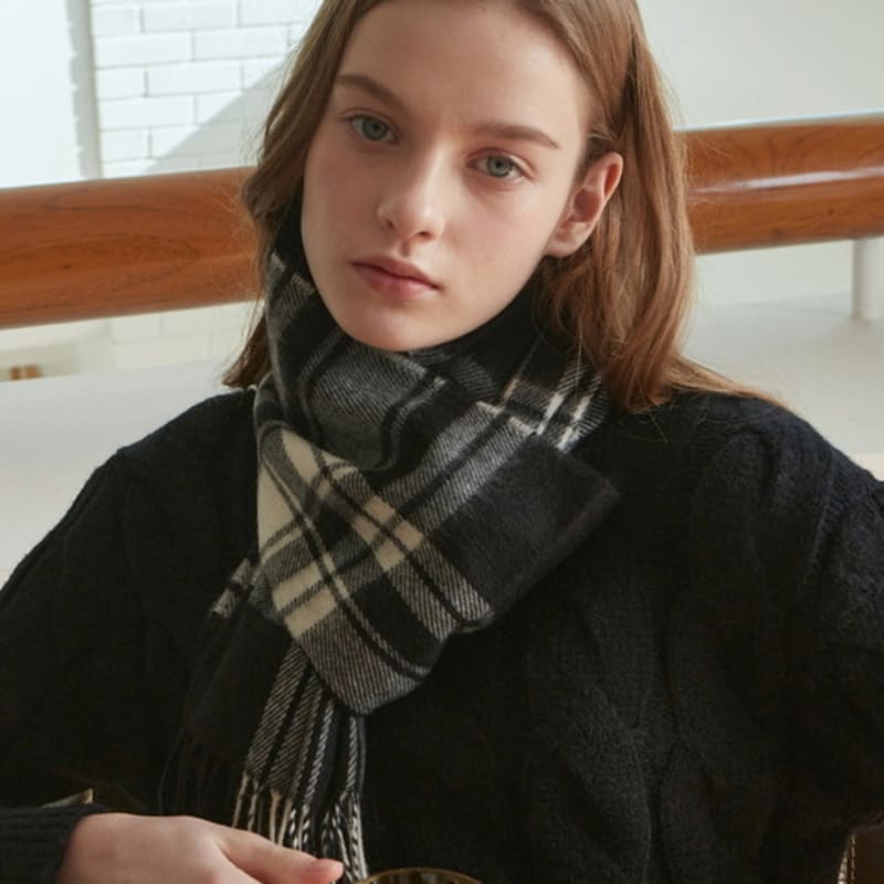 YAN13 COZY CHECK MUFFLER_2COLORS
