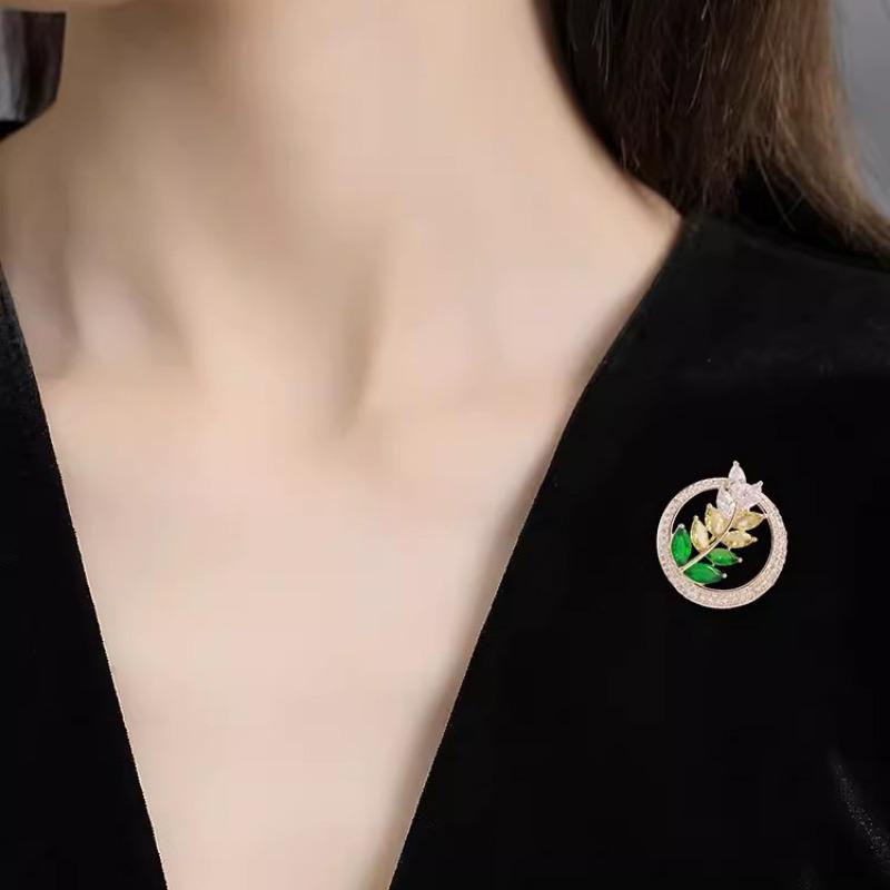 Wheat Ear Brooch, Personalized Pin, Collar Pin, Anti-glare Buckle for Fixing Clothes and Accessories