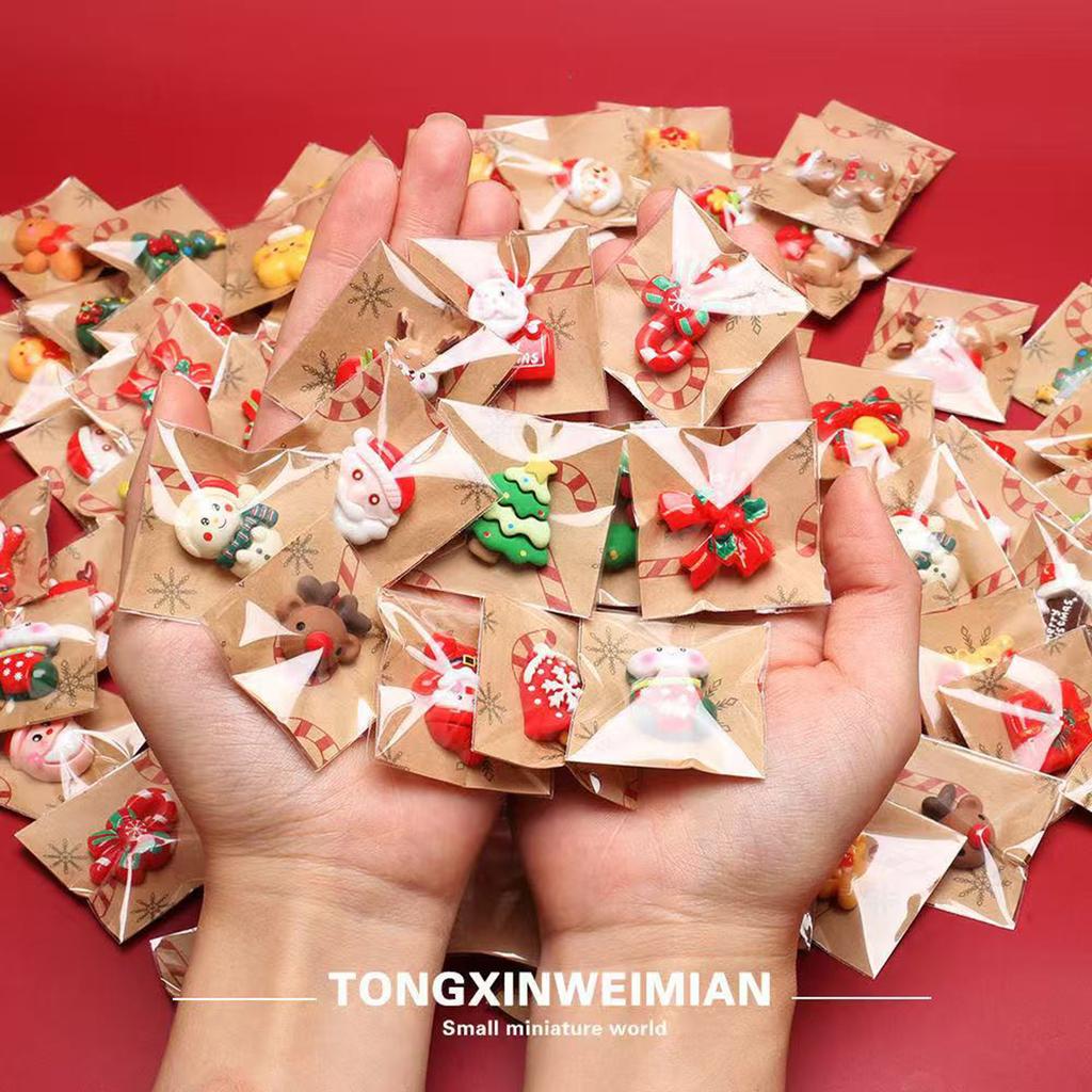 Mini Santa Claus Fridge Magnets with Strong Magnetic Base Realistic Miniature Toy for Kids Pretend Play Gift 1/100pcs