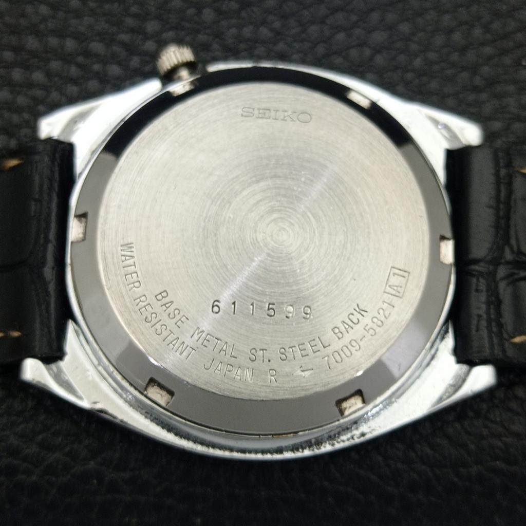 Seiko 5 AUTOMATIC VINTAGE JAPAN 7009A MENS WHITE COLOR DIAL WATCH A702103-5 R208-a702103