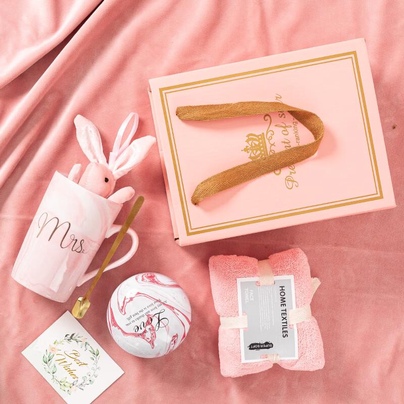 

5-Piece Pink Ceramic Mug Gift Set Cup+Spoon+Towel+Rabbit+Candy Box
