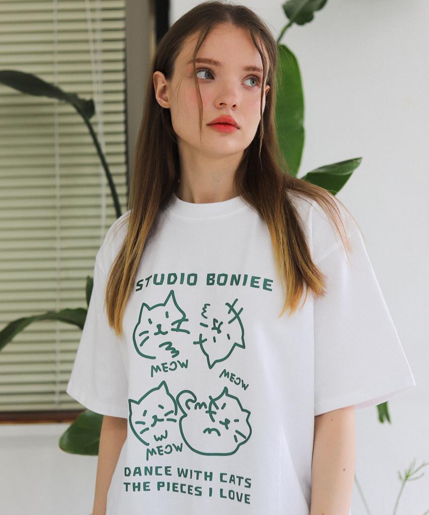 BONIEE Dance With Cats Graphic Loose T-Shirt White