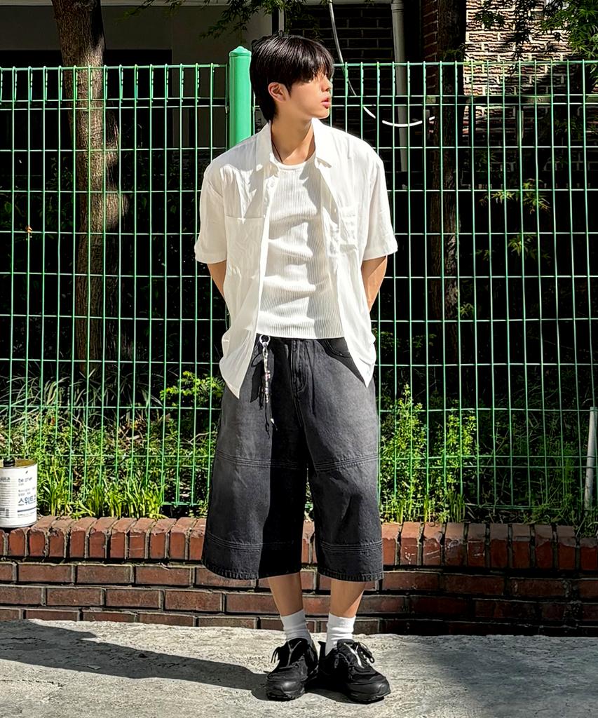 MAKEITTO Cut-Line Denim Bermuda Pants_Black