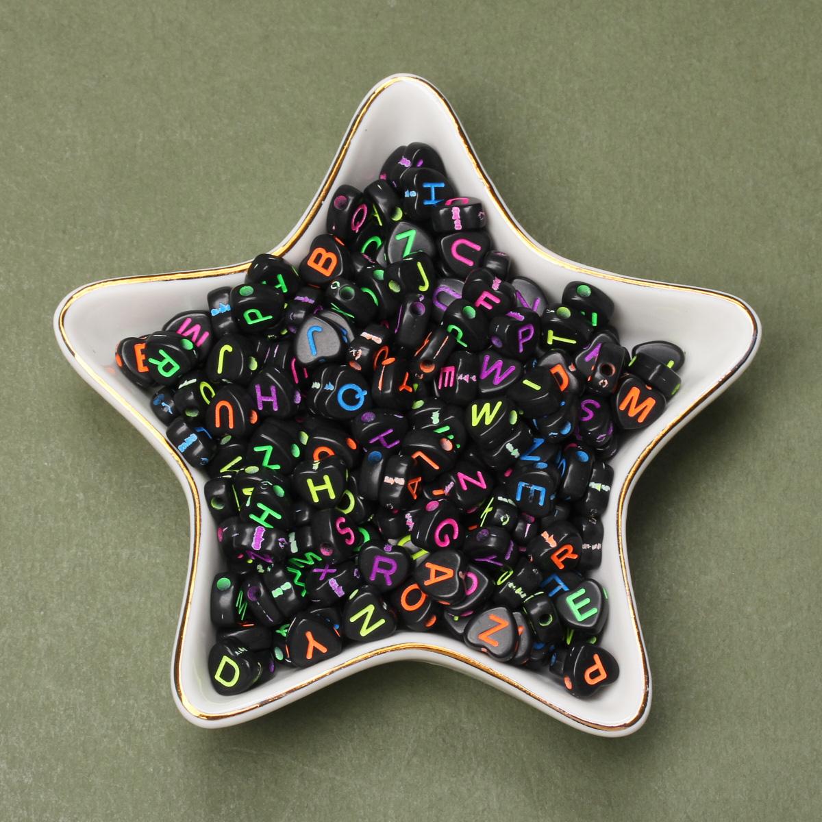 100 шт./набор 7 мм разноцветные акриловые бусины-сердечки с акриловыми буквами — фото 17