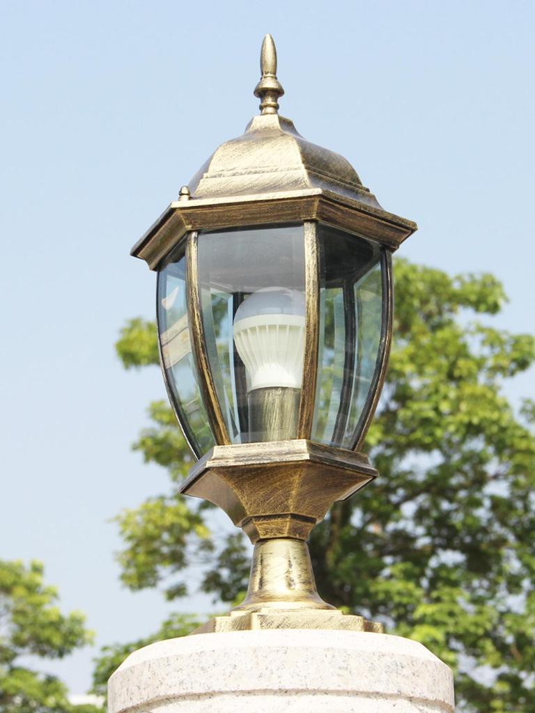 Waterproof Outdoor Wall and Pillar Light for Gardens and Courtyards