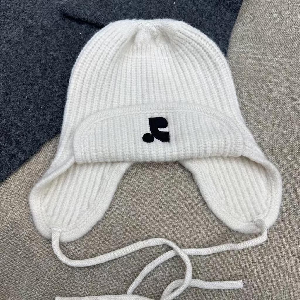Korean Embroidered Cotton-blend Knitted Head Ear Protection Fashionable and Versatile Warmth and Thick Wool Hat In Autumn and Winter