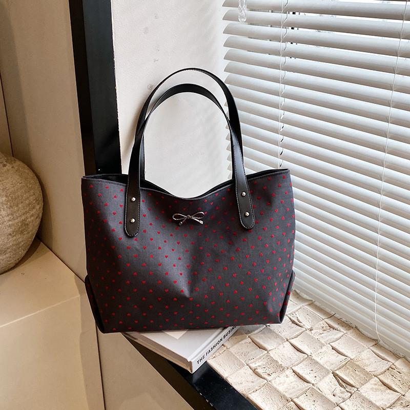 Trendy Korean Fashionable Large Capacity Tote Bag For Women With Stylish Patterns