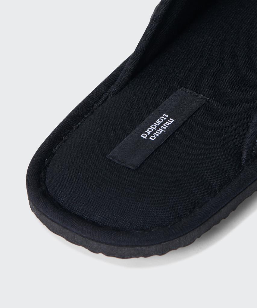 Musinsa Standard Onion Quilted Room Shoes [Black]