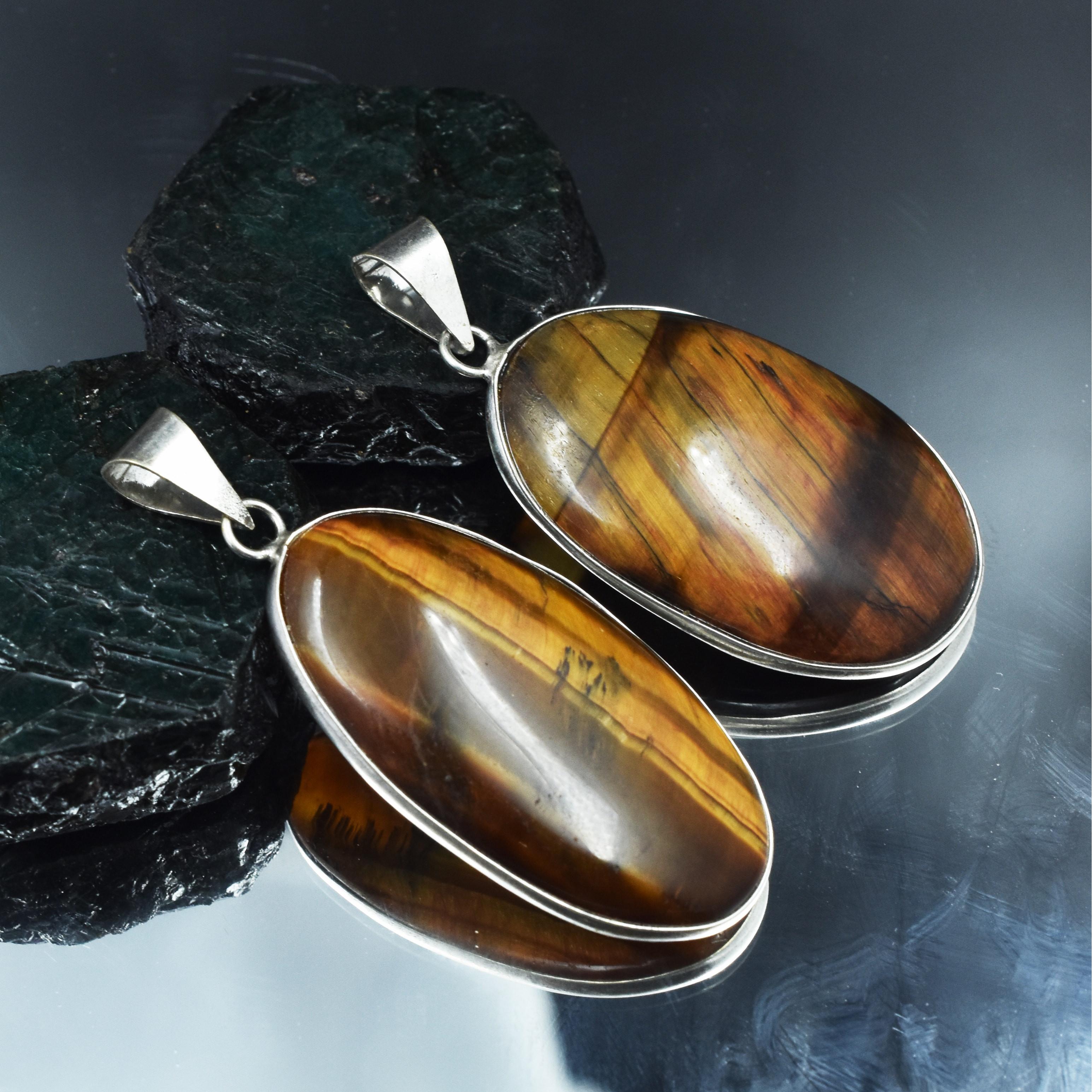 

Dolomite Tiger Eye 114 Ct Oval Cut Pair of 925 Sterling Silver Pendant 925 Gems AR-1701-S 41-39 mm жовтий