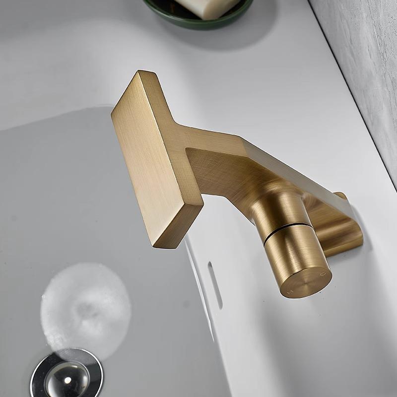 Matte Gray Bathroom Sink Faucet New Design Waterfall Basin Faucets Washbasin Hot Cold Brass Mixer Vanity Single Hole Water Taps