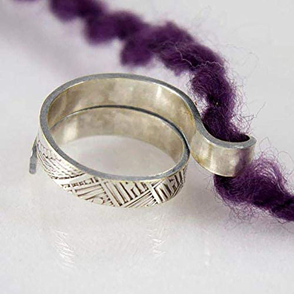 Accessories Knitting Tools Thimble Ring Yarn Guides Knitting Loop Crochet Ring Sewing Accessories