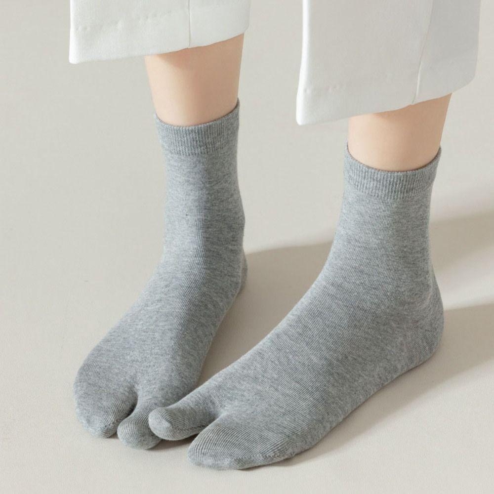 3Pairs Mid-calf Two Toes Socks Ankle Hosiery Tube Socks Women Fashion Flip Flops Socks Sports