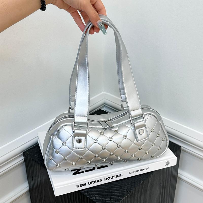 Silver Bag Luxury Studded Diamond Handbag Evening Clutch Bag Female Fashion Underarm Shoulder Tote Pu Leather Pillow Travel Bags