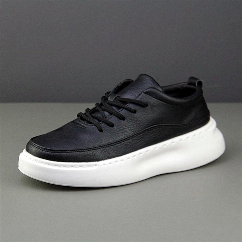Fashion Trendy Men's Casual Shoes, Fashionable Sports Sneakers, Versatile Casual Shoes for Spring and Autumn, Black Vulcanized Shoes